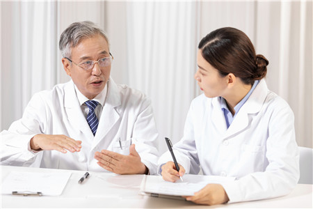 子宫肌瘤会不会引起腰痛