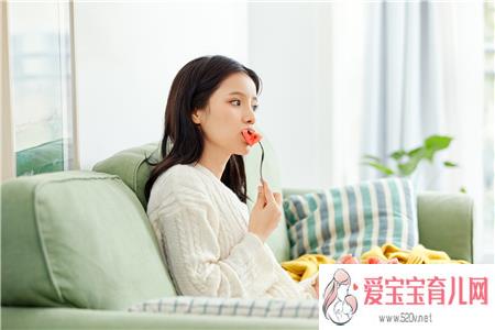 无卵代生供卵,冻胚移植后肚子胀气正常吗